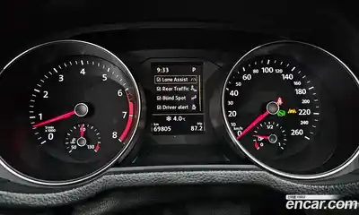 Volkswagen Passat 2018 2.0 Автомат в Москве № 826131, миниатюра 8