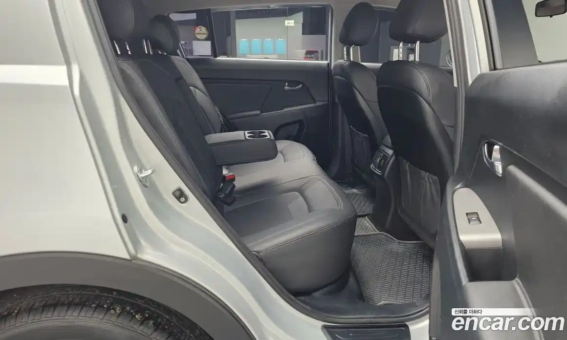 Kia Sportage 2014 2.0 гидро в Москве № 102599, фото 12