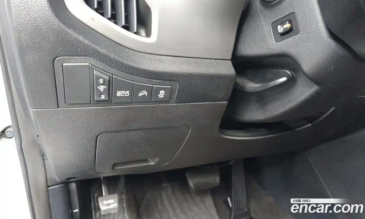 Kia Sportage 2014 2.0 гидро в Москве № 102599, фото 18