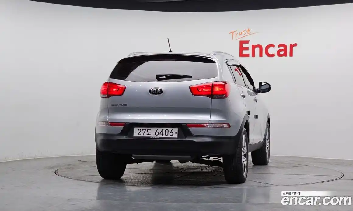 Kia Sportage 2014 2.0 гидро в Москве № 102599, фото 4