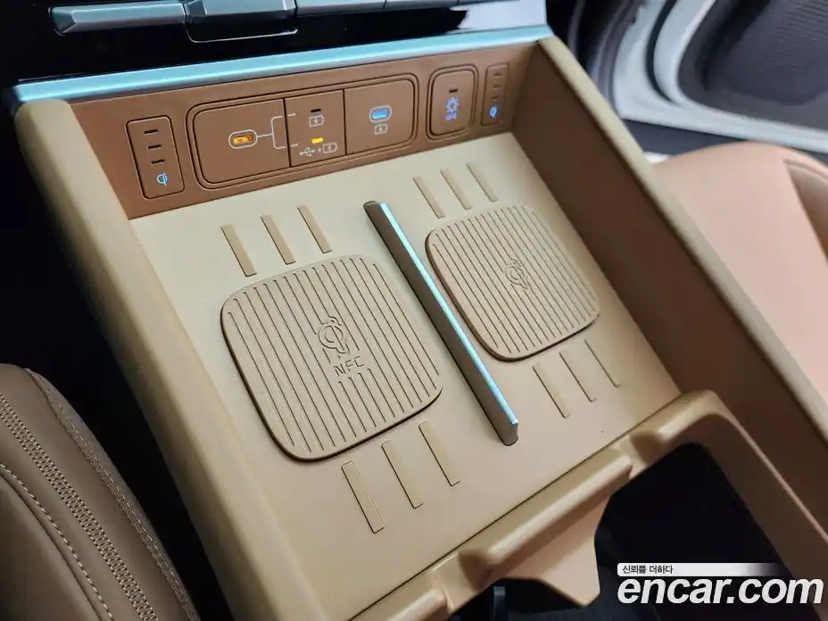 Hyundai Santa Fe 2025 1.6 гидро в Москве № 129445, фото 15