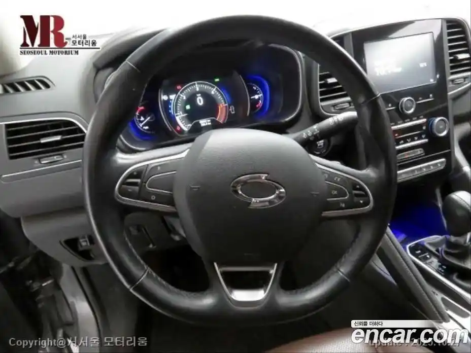 Renault QM6 2017 2.0 гидро в Москве № 185749, фото 8