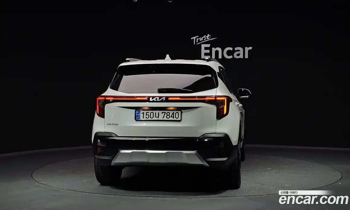 Kia Seltos 2023 1.6 гидро в Москве № 54685, фото 4