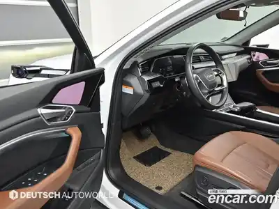Audi e-tron 2021 1.0 Автомат в Москве № 650973, миниатюра 11