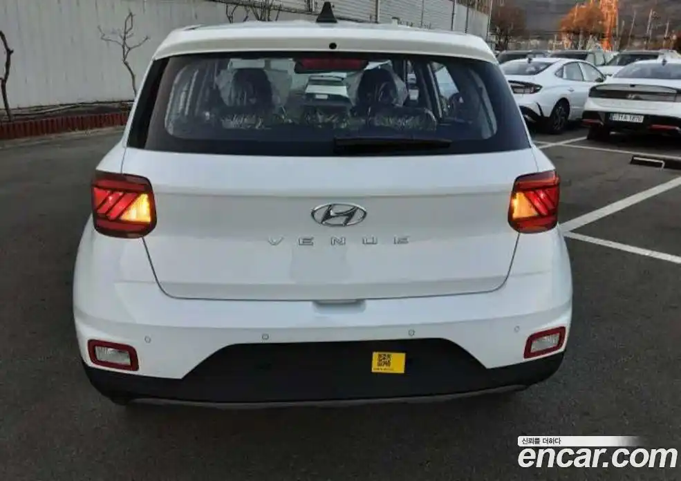 Hyundai Venue 2025 1.6 гидро в Москве № 853574, фото 3
