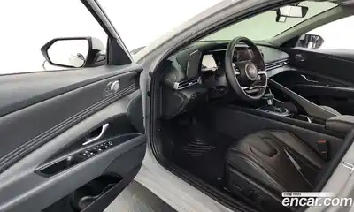 Hyundai Avante 2025 1.6 Автомат в Москве № 853691, миниатюра 10