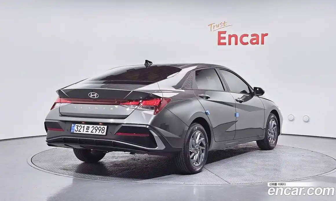 Hyundai Avante 2026 1.6 Автомат в Москве № 853802, фото 2