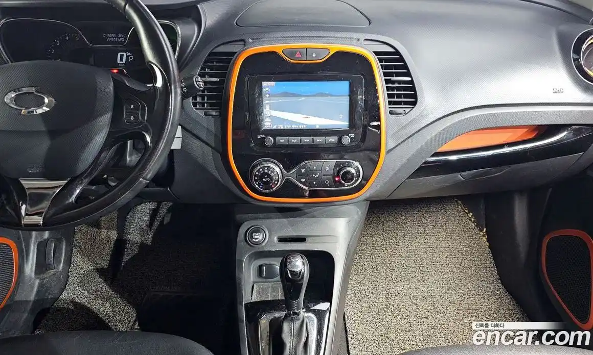 Renault QM3 2015 1.5 гидро в Москве № 853854, фото 14