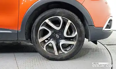 Renault QM3 2015 1.5 гидро в Москве № 853854, миниатюра 5