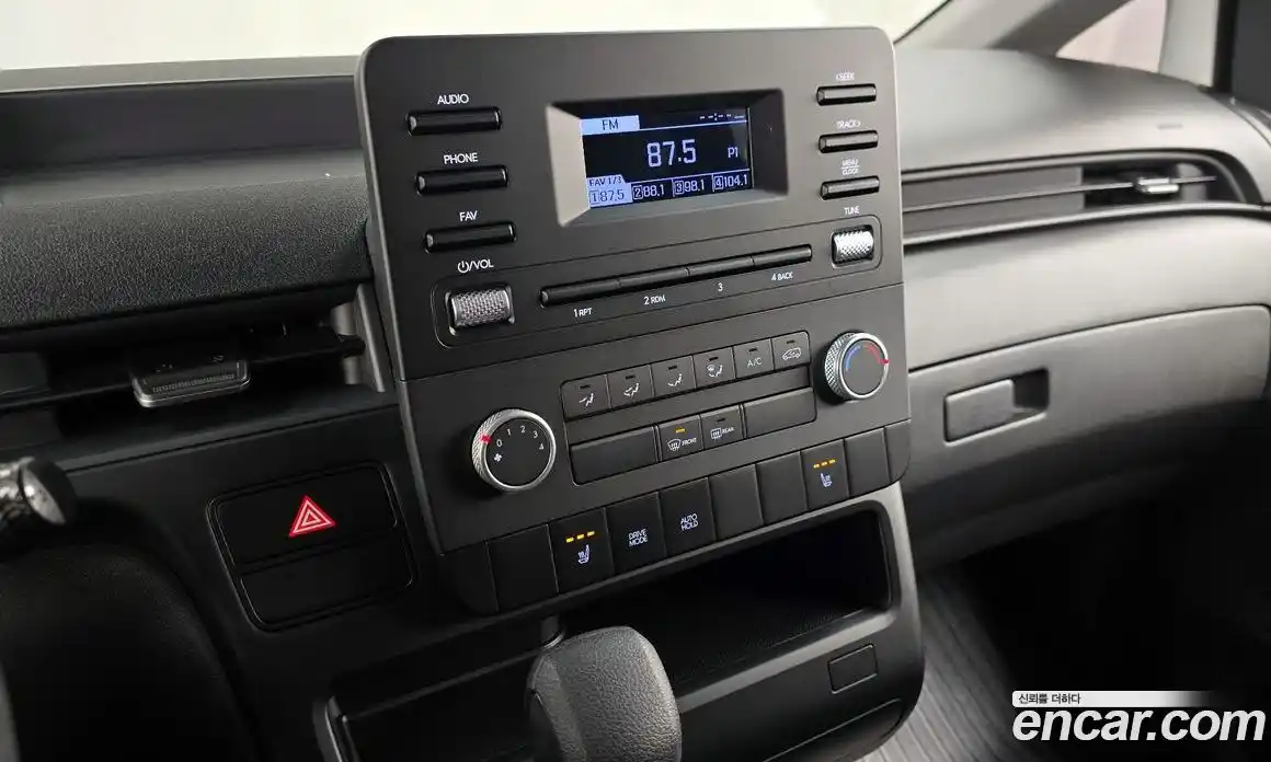 Hyundai Staria 2025 2.2 Автомат в Москве № 853907, фото 14