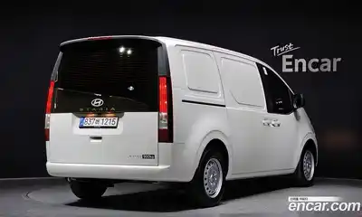 Hyundai Staria 2025 2.2 Автомат в Москве № 853907, миниатюра 2