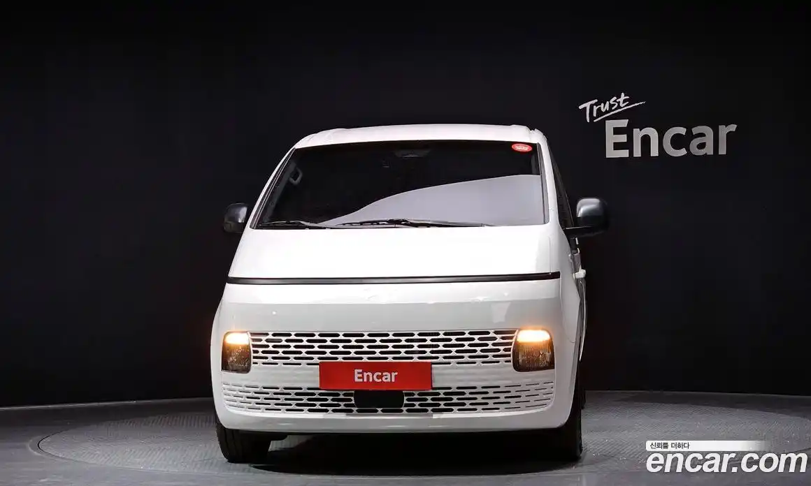 Hyundai Staria 2025 2.2 Автомат в Москве № 853907, фото 3