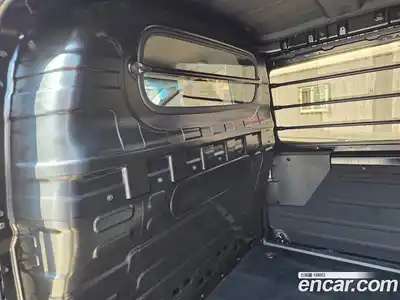 Hyundai Staria 2025 3.5 Автомат в Москве № 853921, миниатюра 10