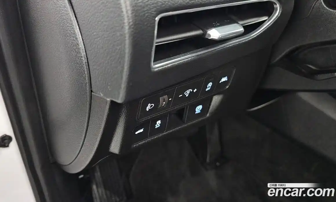 Hyundai Sonata 2022 1.6 Автомат в Москве № 854028, фото 16