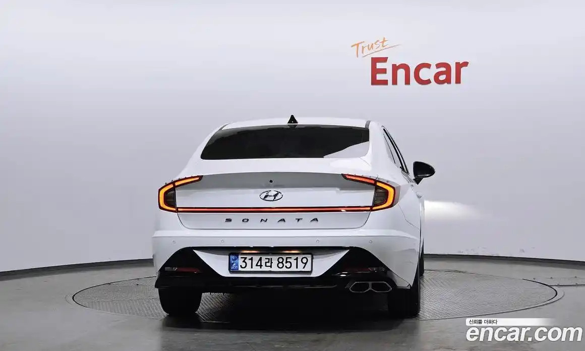 Hyundai Sonata 2022 1.6 Автомат в Москве № 854028, фото 4