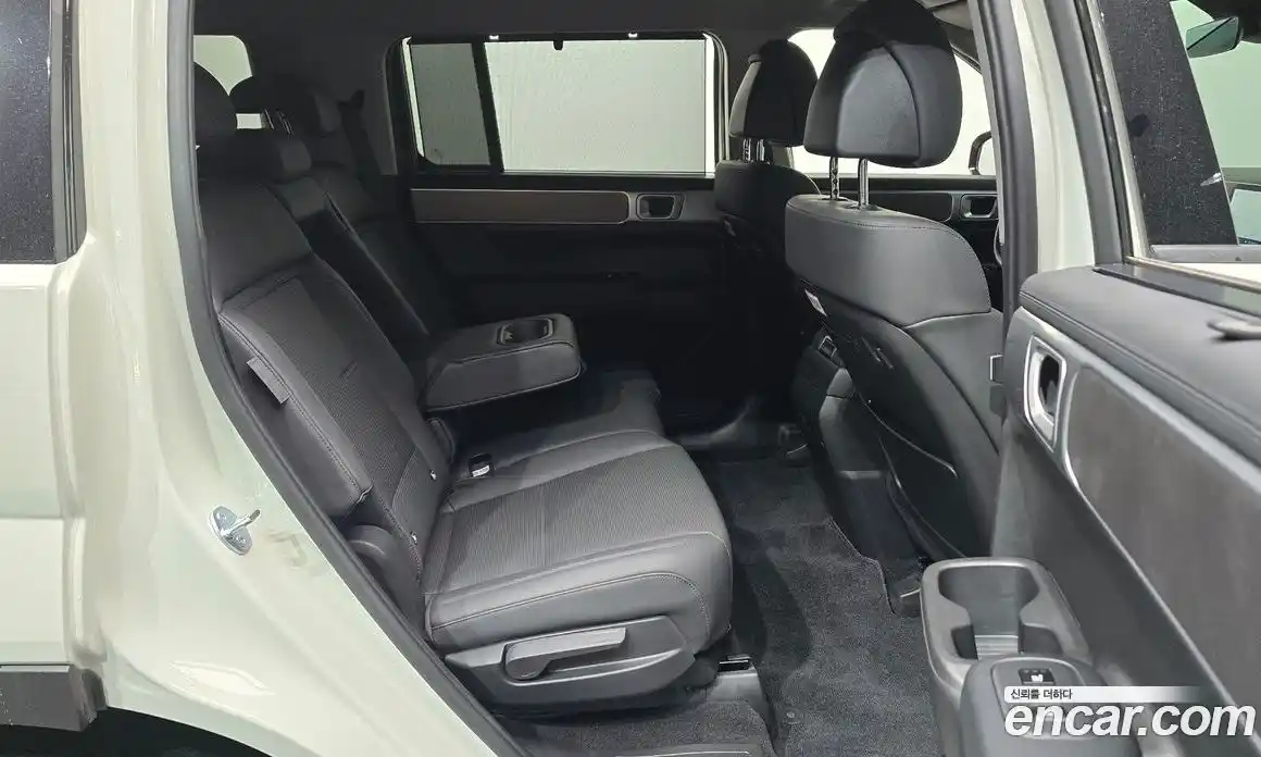 Hyundai Santa Fe 2024 2.5 Автомат в Москве № 854044, фото 12