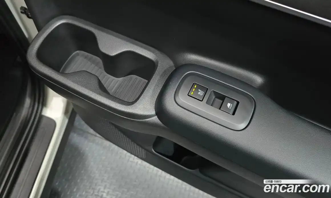 Hyundai Santa Fe 2024 2.5 Автомат в Москве № 854044, фото 19