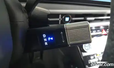 Hyundai Santa Fe 2024 2.5 Автомат в Москве № 854044, миниатюра 9