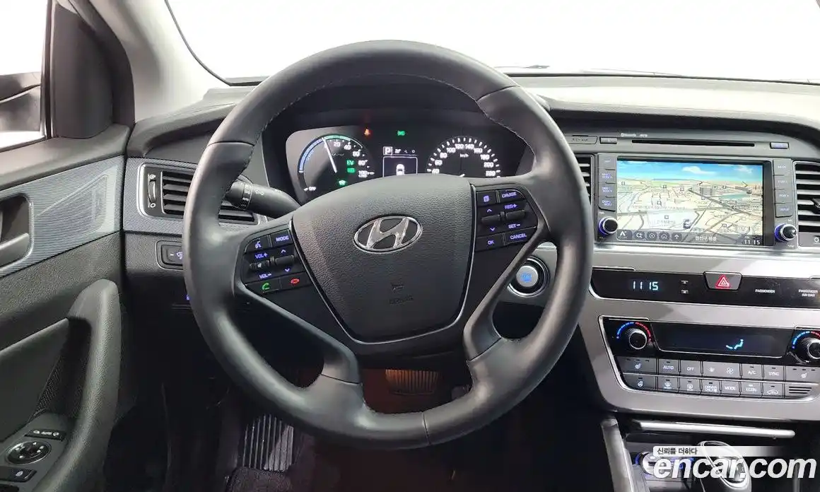 Hyundai Sonata 2016 2.0 гидро в Москве № 854106, фото 13
