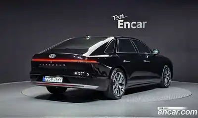 Hyundai Grandeur 2024 2.5 Автомат в Москве № 854183, миниатюра 2