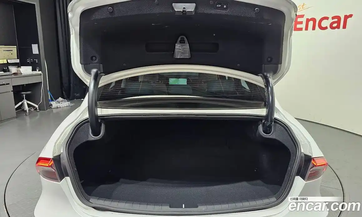 Hyundai Grandeur 2022 2.5 Автомат в Москве № 854205, фото 20