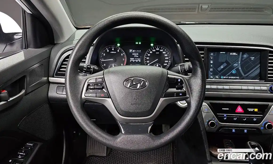 Hyundai Avante 2017 1.6 гидро в Москве № 854295, фото 13