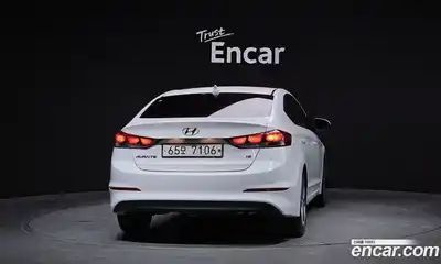 Hyundai Avante 2017 1.6 гидро в Москве № 854295, миниатюра 4