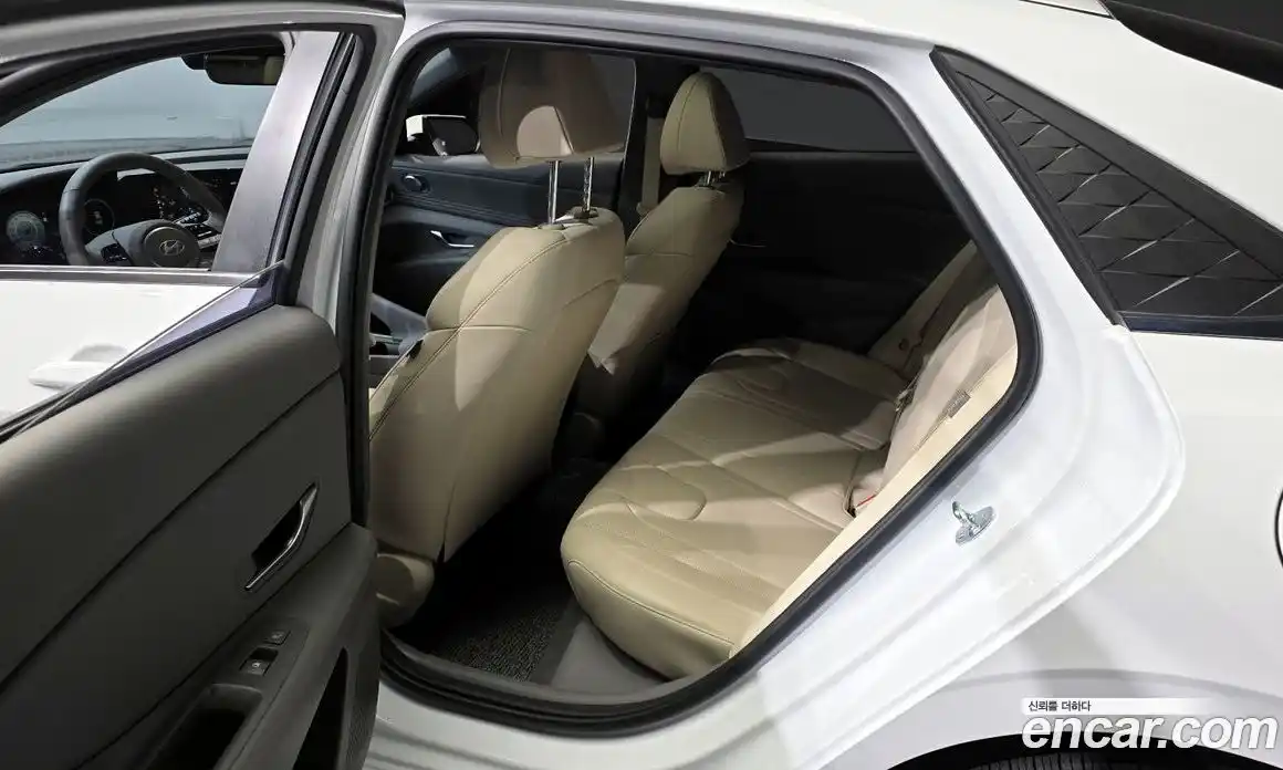 Hyundai Avante 2024 1.6 Автомат в Москве № 854325, фото 11