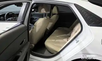 Hyundai Avante 2024 1.6 Автомат в Москве № 854325, миниатюра 11