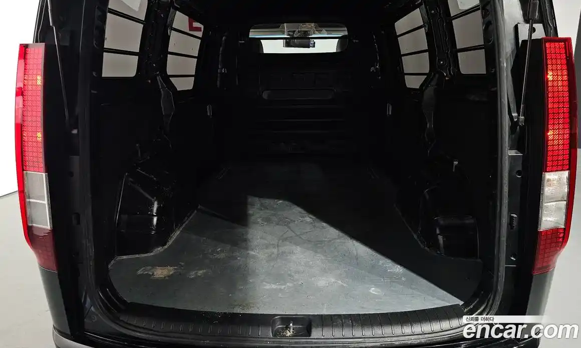 Hyundai Staria 2024 2.2 Автомат в Москве № 854345, фото 20