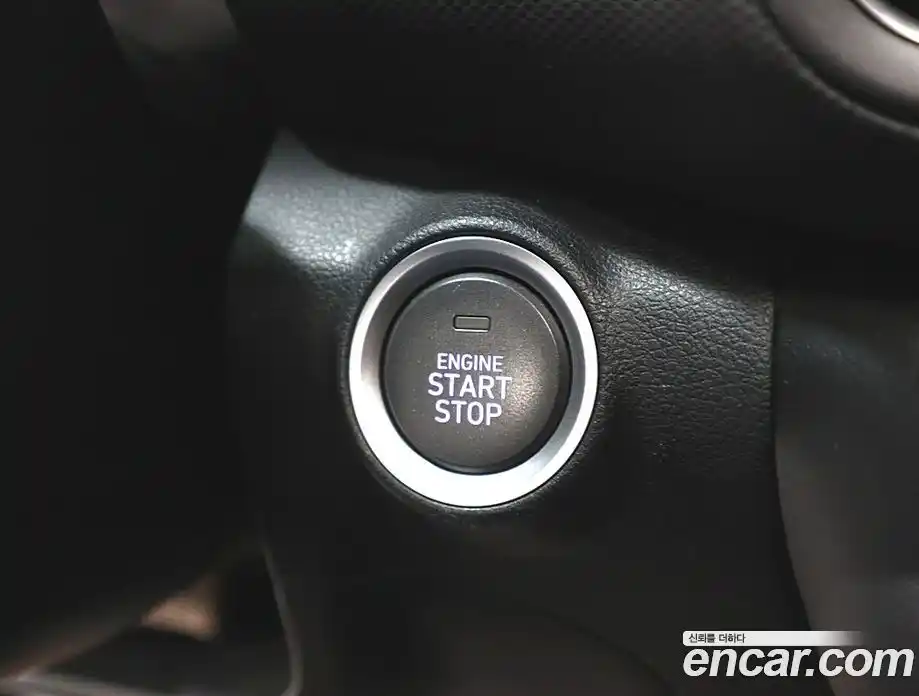 Hyundai Kona 2022 1.6 Автомат в Москве № 854348, фото 17