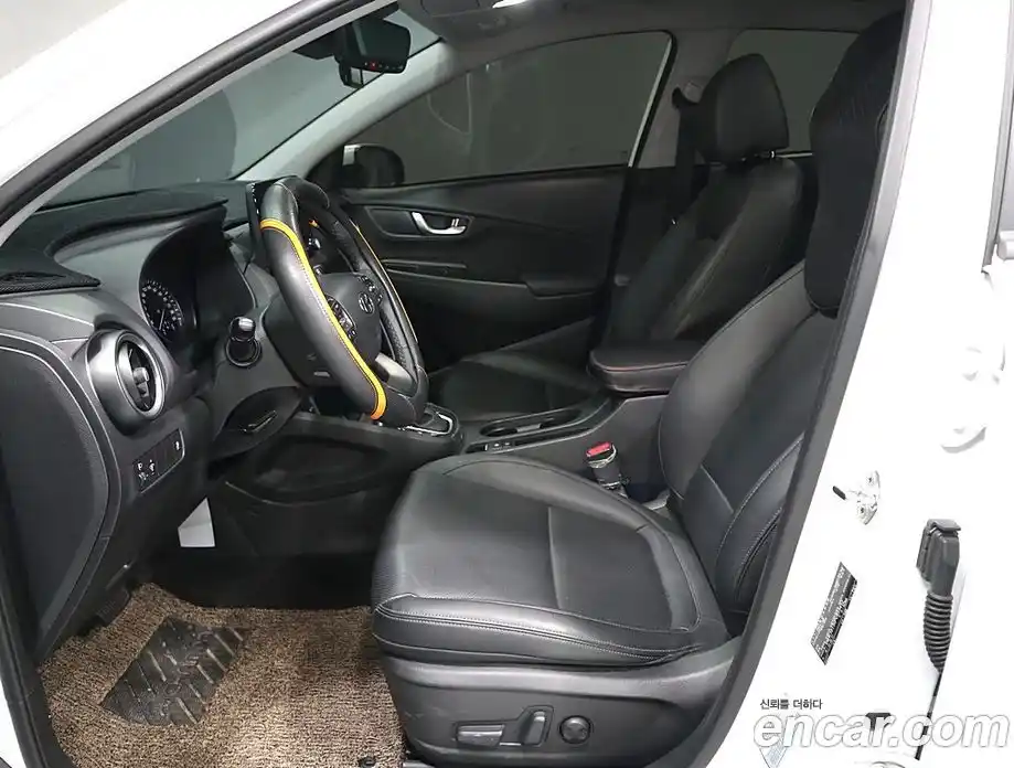 Hyundai Kona 2022 1.6 Автомат в Москве № 854348, фото 8