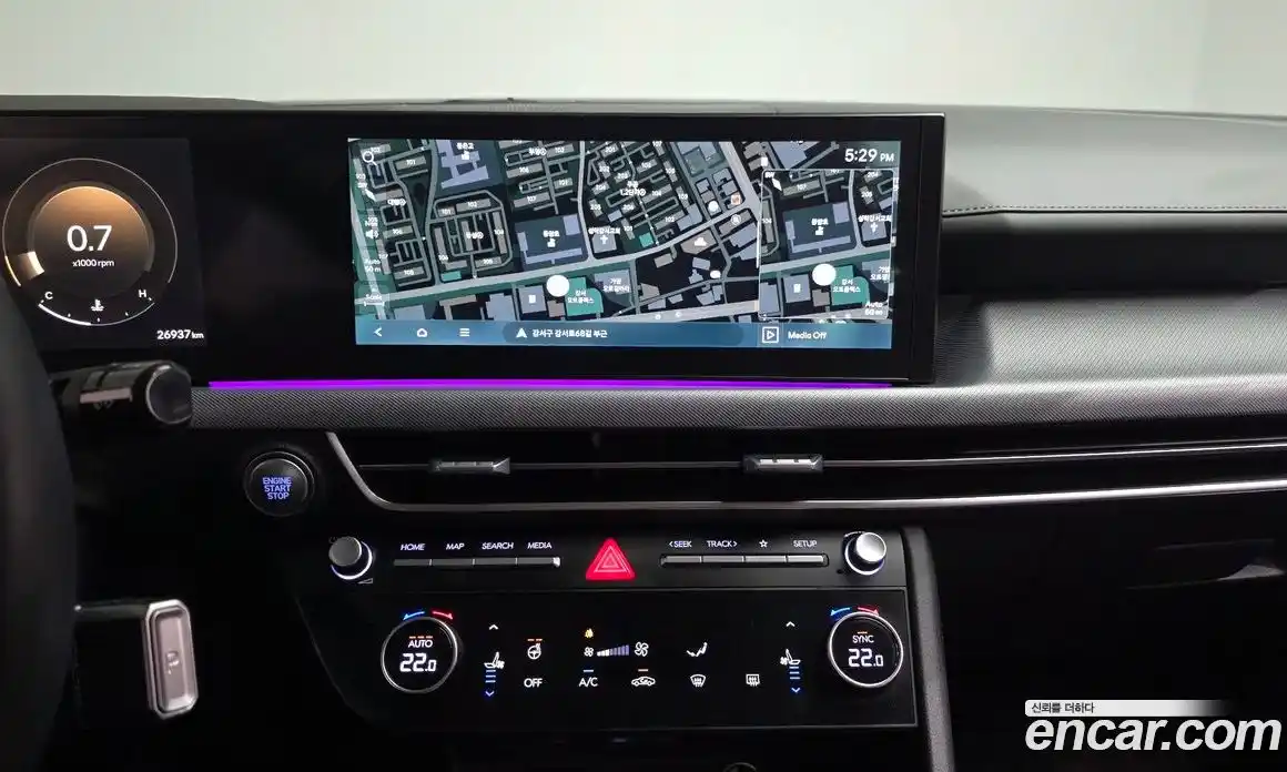 Hyundai Sonata 2023 1.6 Автомат в Москве № 854351, фото 13