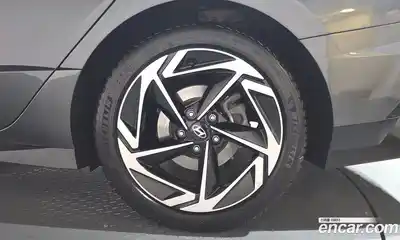 Hyundai Sonata 2023 1.6 Автомат в Москве № 854351, миниатюра 4