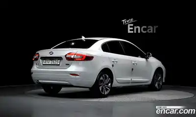 Renault SM3 2018 1.6 Автомат в Москве № 854384, миниатюра 2