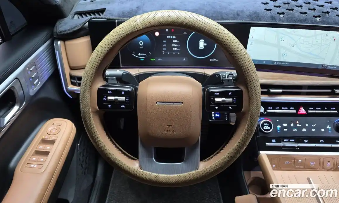 Hyundai Santa Fe 2023 1.6 Автомат в Москве № 854386, фото 13