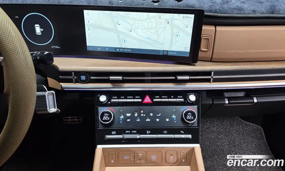 Hyundai Santa Fe 2023 1.6 Автомат в Москве № 854386, фото 16