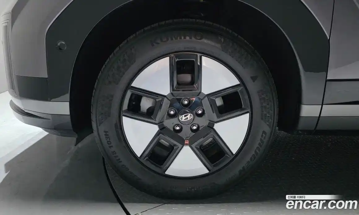 Hyundai Santa Fe 2023 1.6 Автомат в Москве № 854386, фото 5