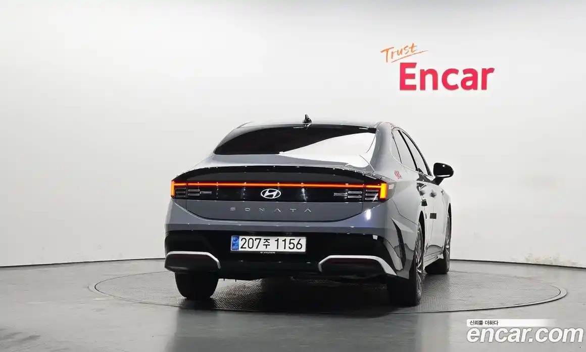 Hyundai Sonata 2023 2.0 Автомат в Москве № 854406, фото 4