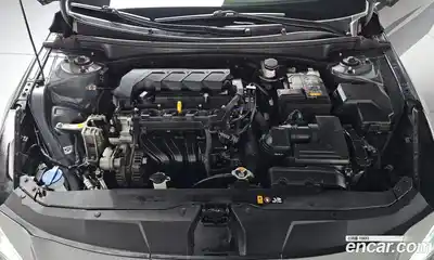 Hyundai Avante 2023 1.6 Автомат в Москве № 854488, миниатюра 5