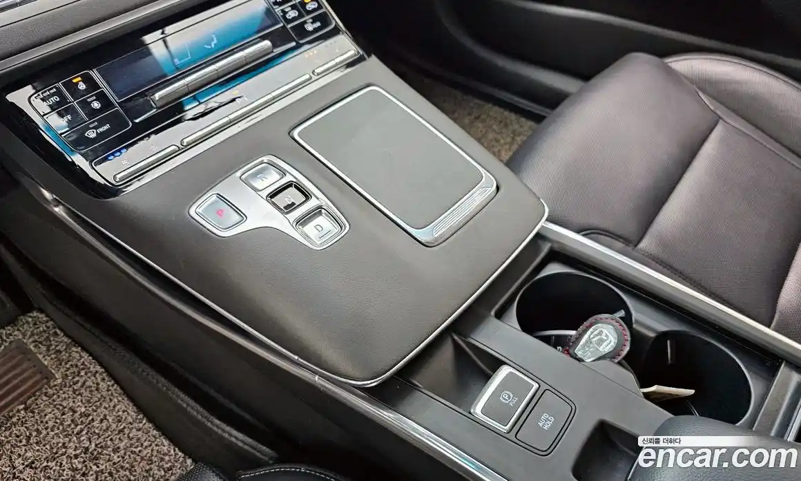 Hyundai Grandeur 2020 2.5 Автомат в Москве № 854491, фото 9