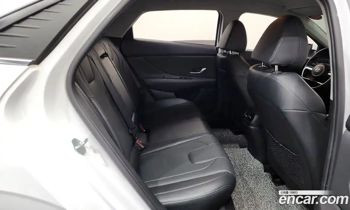 Hyundai Avante 2021 1.6 Автомат в Москве № 854523, фото 12