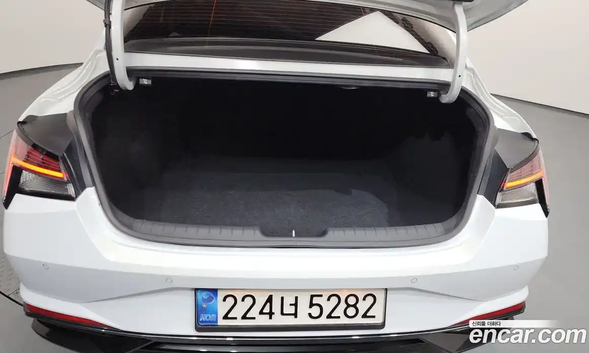 Hyundai Avante 2021 1.6 Автомат в Москве № 854523, фото 20