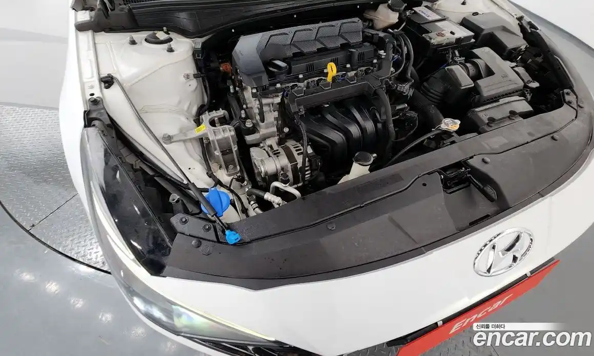 Hyundai Avante 2021 1.6 Автомат в Москве № 854523, фото 6