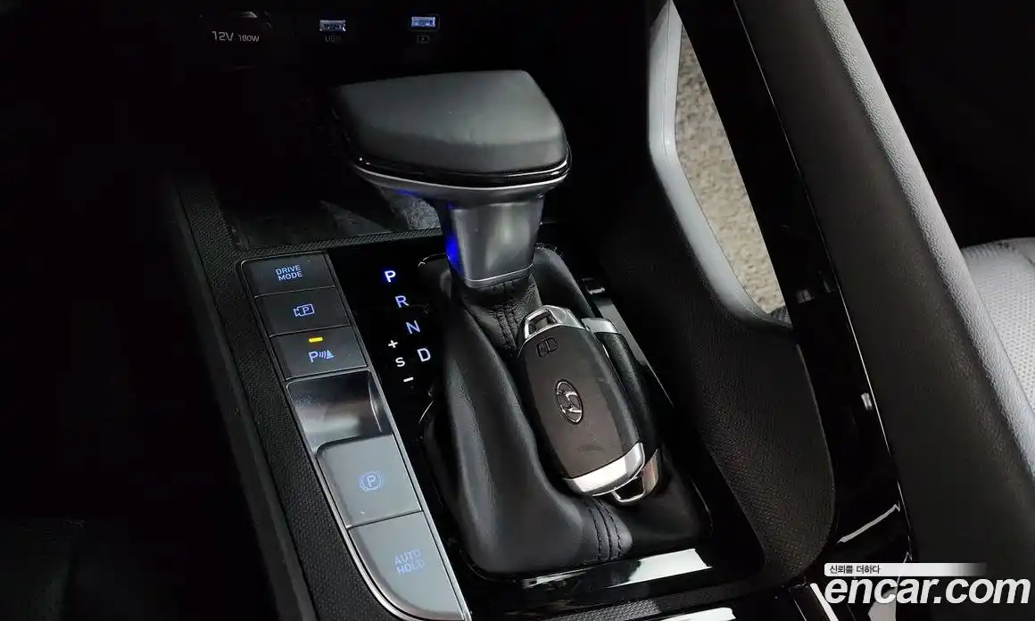 Hyundai Avante 2021 1.6 Автомат в Москве № 854523, фото 9