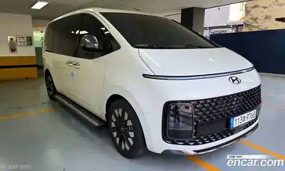Hyundai Staria, 2023