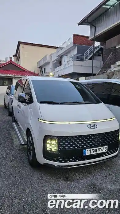 Hyundai Staria 2023 2.2 Автомат в Москве № 854574, фото 13