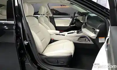 Hyundai Grandeur 2022 2.4 Автомат в Москве № 854631, миниатюра 11