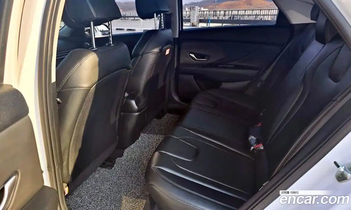 Hyundai Avante 2021 1.6 гидро в Москве № 854636, фото 7