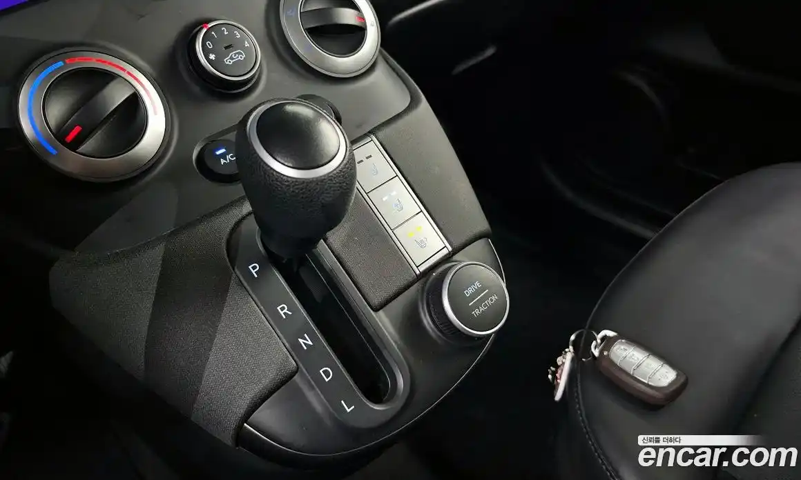 Hyundai Casper 2022 1.0 гидро в Москве № 854642, фото 9